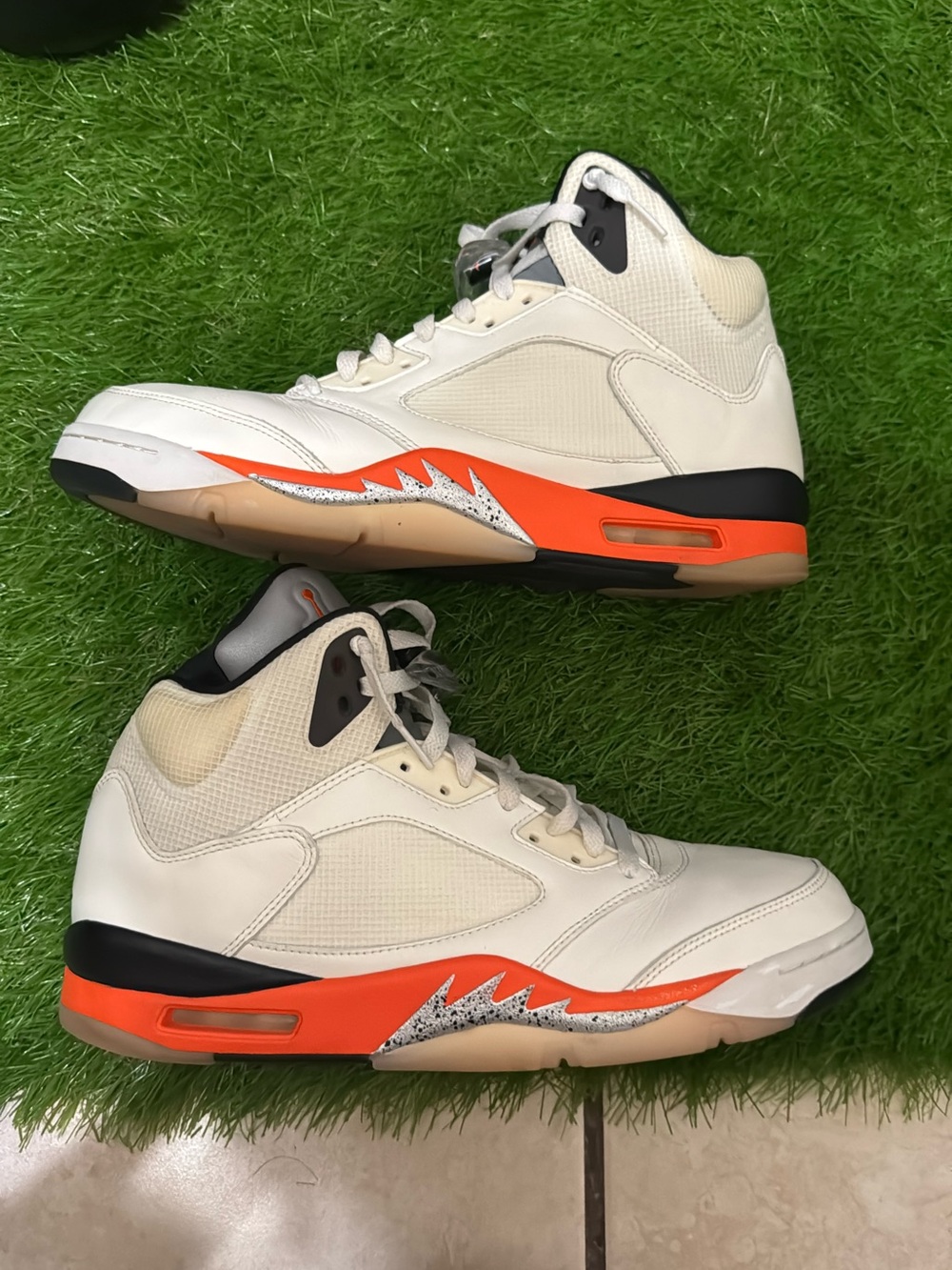 Jordan Men’s White and Orange Retro Basketball Sneakers